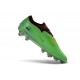Bota de Futbol Nike Phantom 6 Elite Low FG Verde Dorada