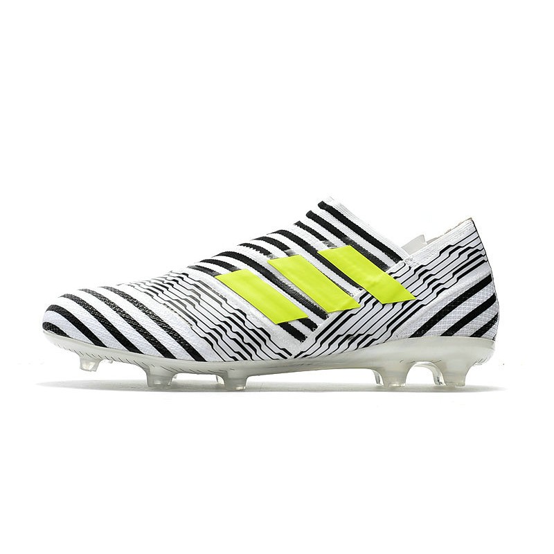 Bota de fútbol adidas Nemeziz Messi 17+ 360 Agility FG - Blanco Negro  Amarillo